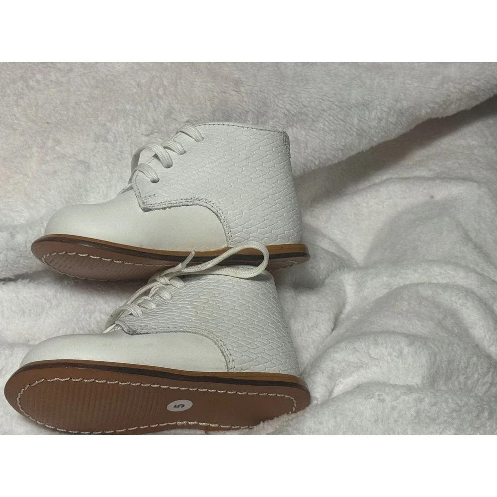 Josmo Walker Toddler White Lace Up Boots Textured Snake Skin Detail Size 5